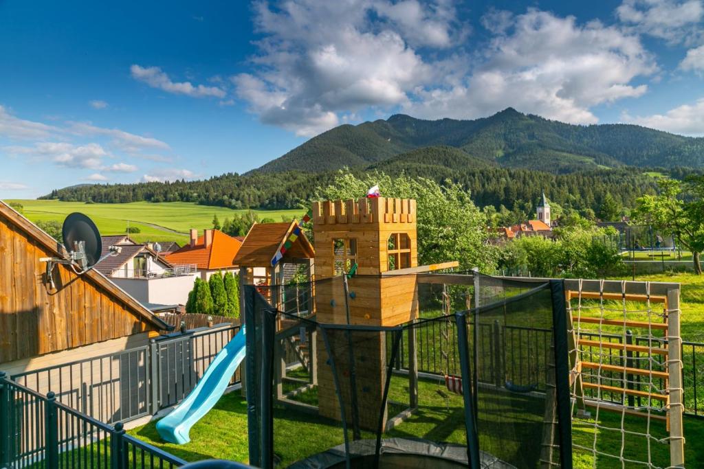 Výhľad na hory alebo výhľad na hory priamo z apartmánu