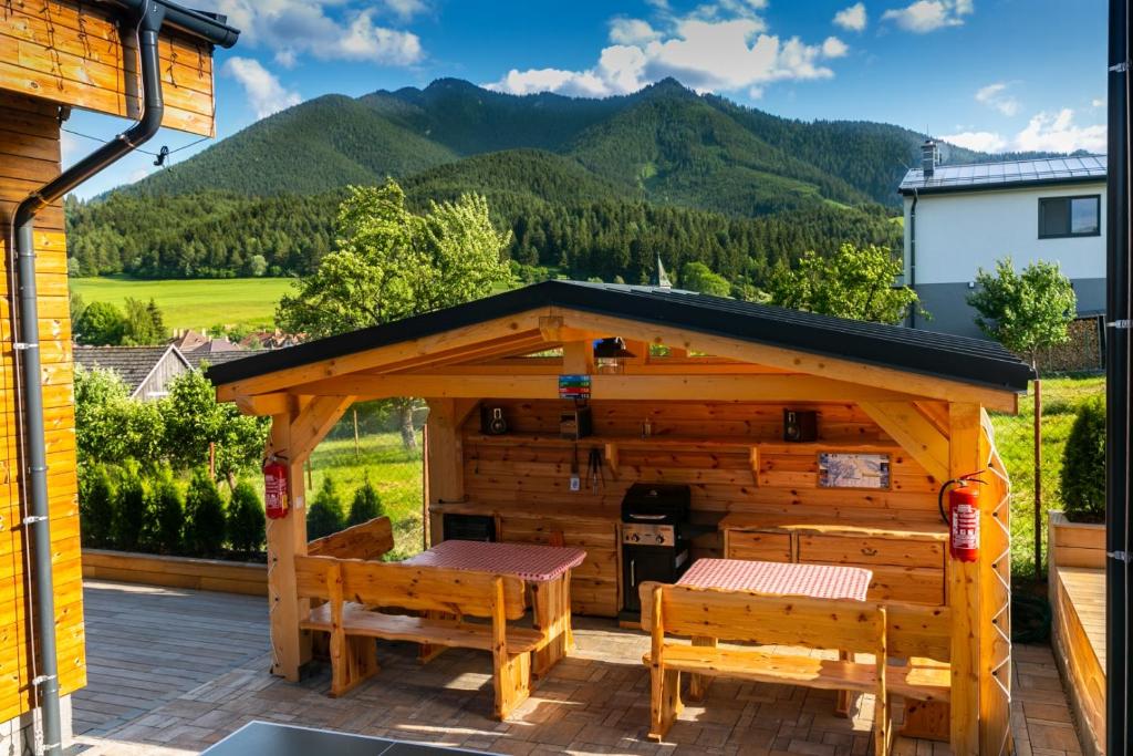 Výhľad na hory alebo výhľad na hory priamo z apartmánu