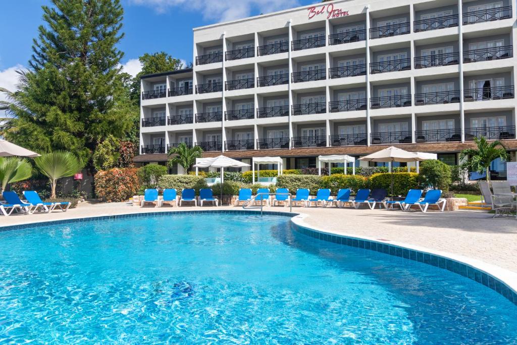 Бассейн в Bel Jou Adults Only - All Inclusive или поблизости