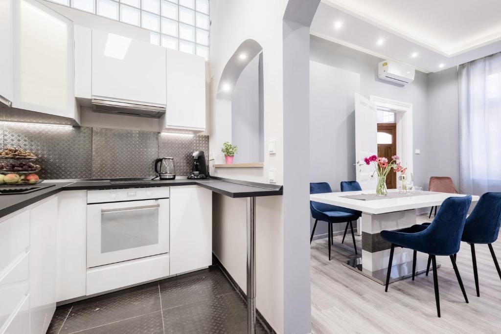 Prime star Deak ter Modern Luxury Apartments Budapest - Resim 44