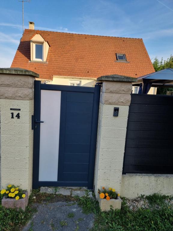 chez christian&astrid Next to Disneyland Paris - Triple Room With Garden View