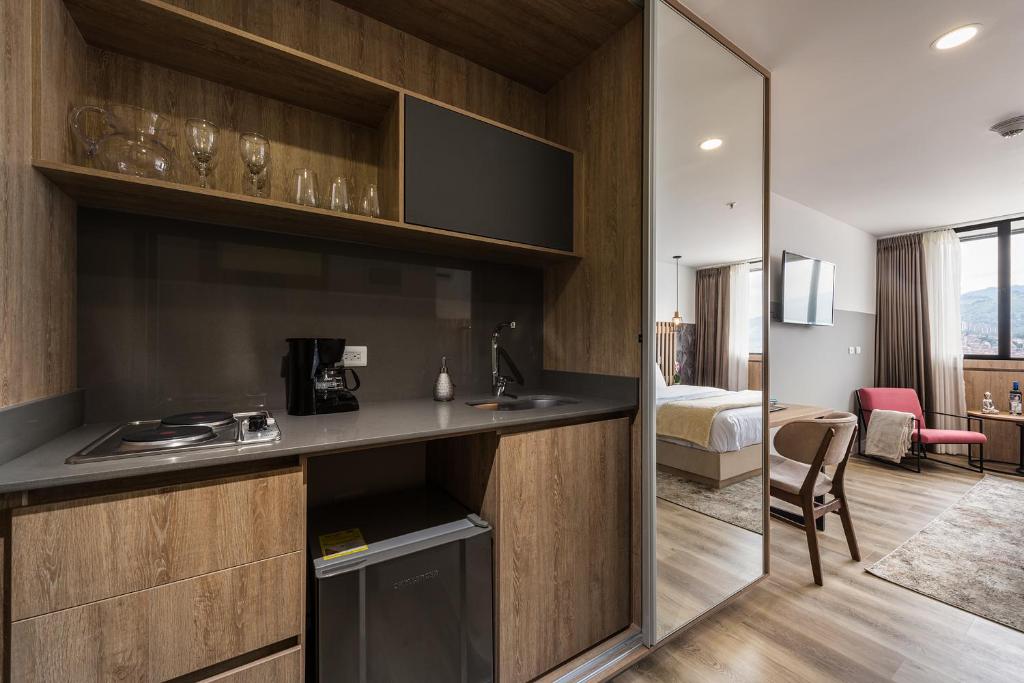 Go Living and Suites - Jalo Rent - Standard Apartment