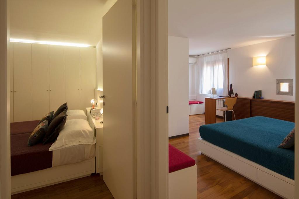 Ca' della Scimmia - Rialto - Venice - 6