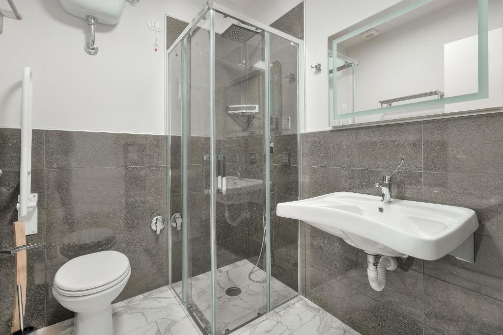 Hotel Cosmos - Resim 39