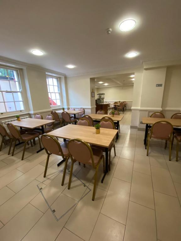 Orchard Hotel - Resim 16