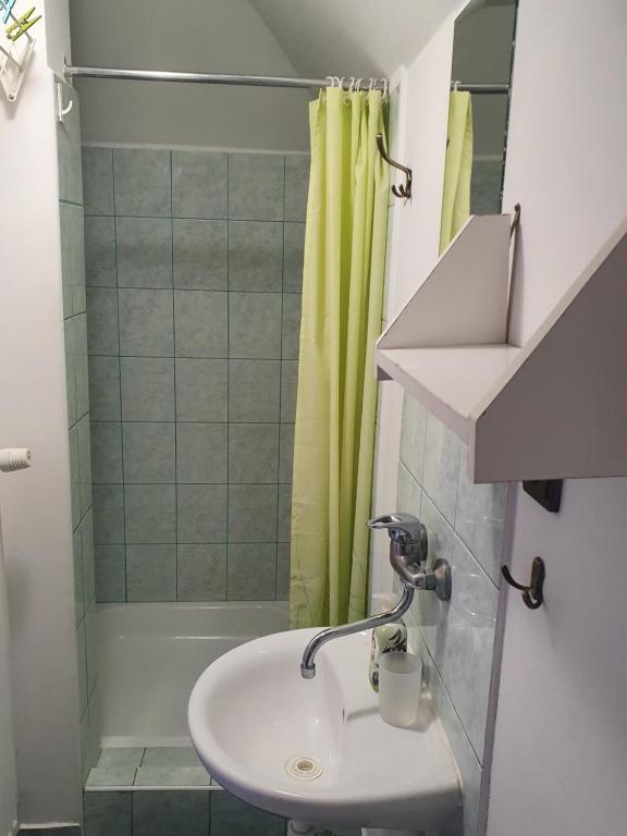 A bathroom at Privat u Jozefa Földesa