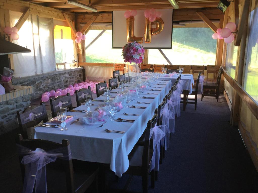 Restaurace v ubytování Chata Hubertka Krkonoše