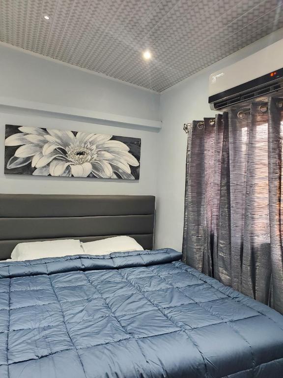 Preferred Place - Deluxe King Room