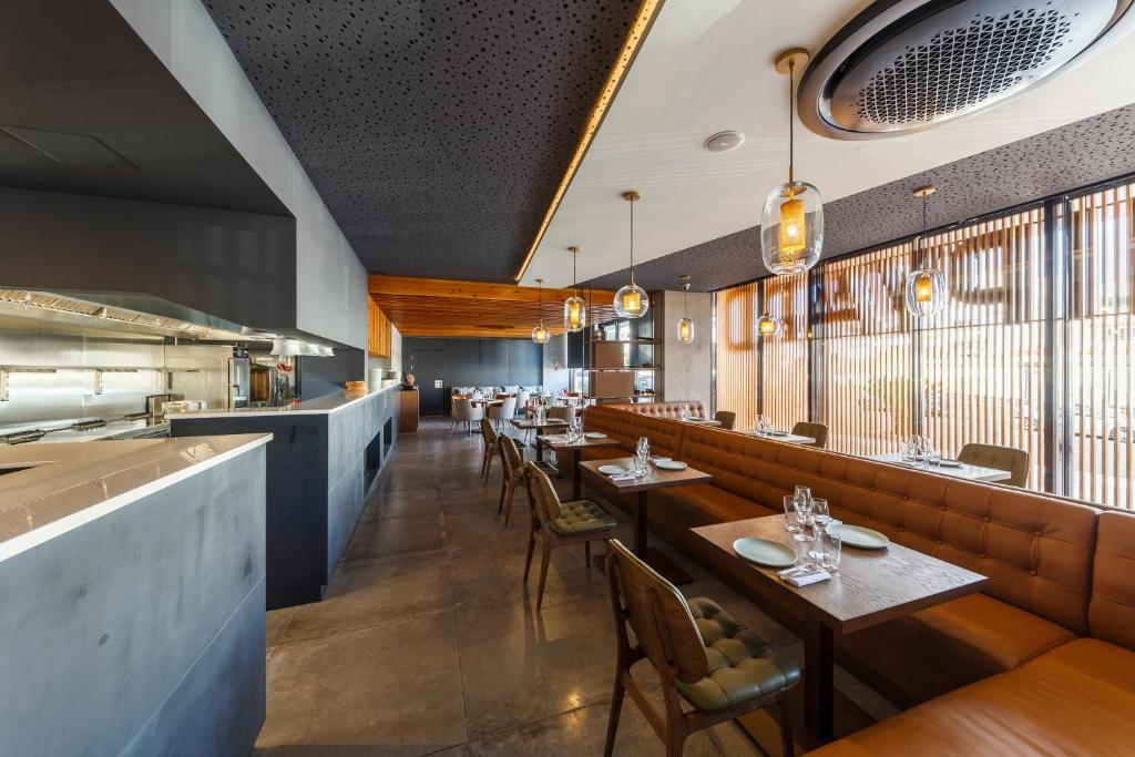 The Shipyard - Angra - Resim 31