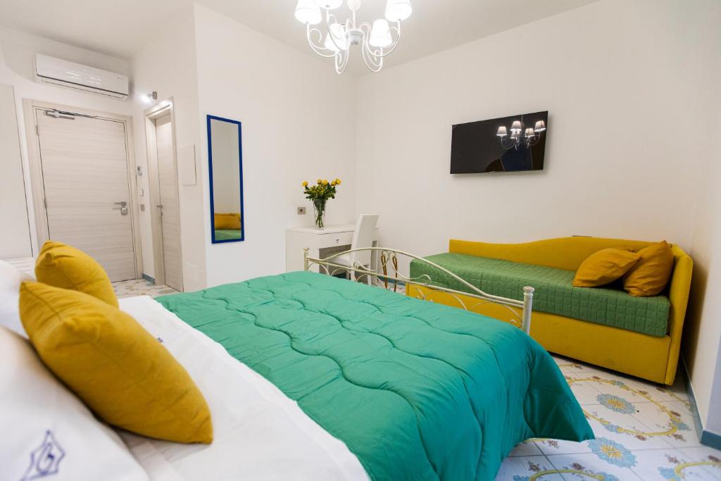 Panariello Palace - Double Room With Terrace