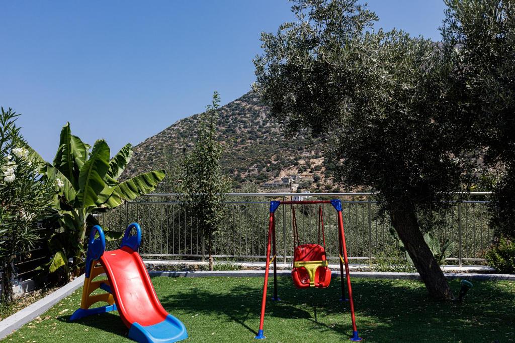 Herní místnost nebo prostor pro děti v ubytování Family Friendly Basilicata Attali villa Private Pool,Children area