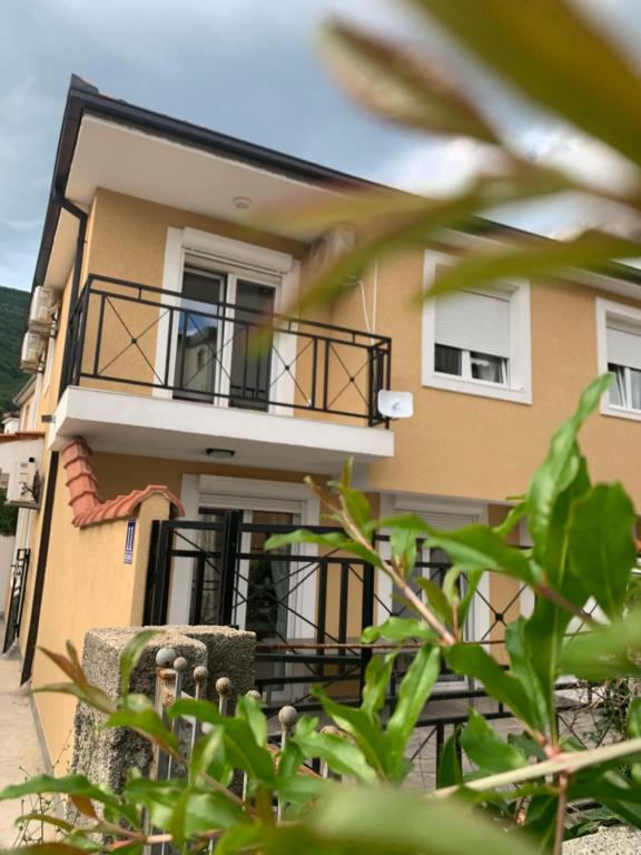 Balkón nebo terasa v ubytování Guesthouse Herceg-Novi Residence