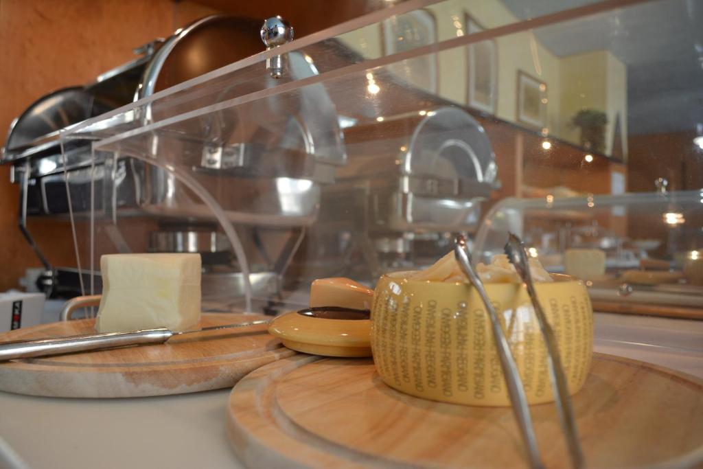 Kuchnia lub aneks kuchenny w obiekcie Ilga Hotel