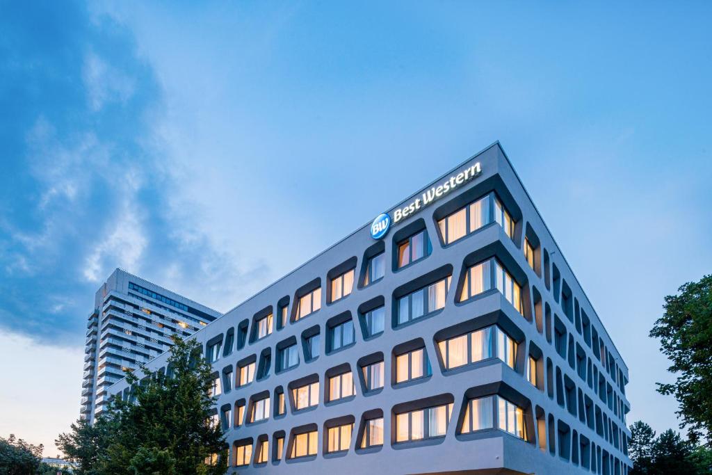 Best Western Hotel Arabellapark München, September 2021