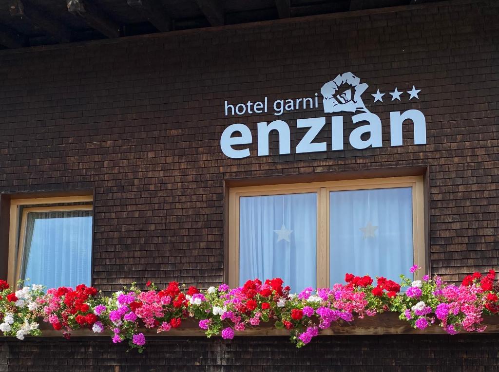 Certifikát, hodnocení, plakát nebo jiný dokument vystavený v ubytování Hotel Garni Enzian