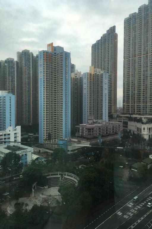 Nespecifikovaný výhled na destinaci Hongkong nebo výhled na město při pohledu z hotelu