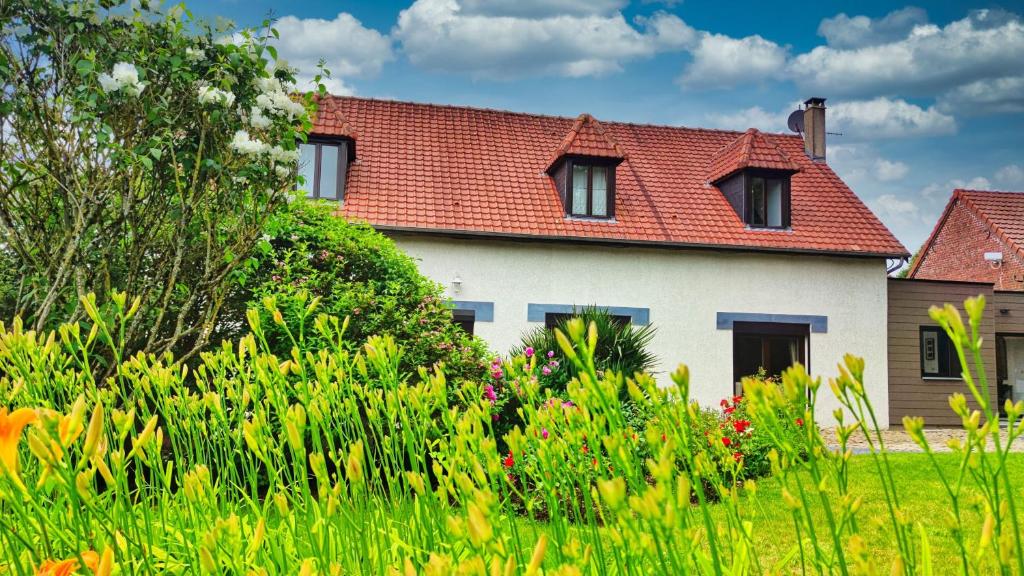Maison d'hôtes Logis du cheval blanc (France Gommegnies) - Booking.com