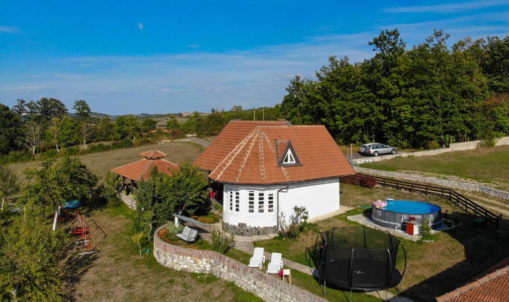 Bazén v ubytování Villa Mira nebo v jeho okolí