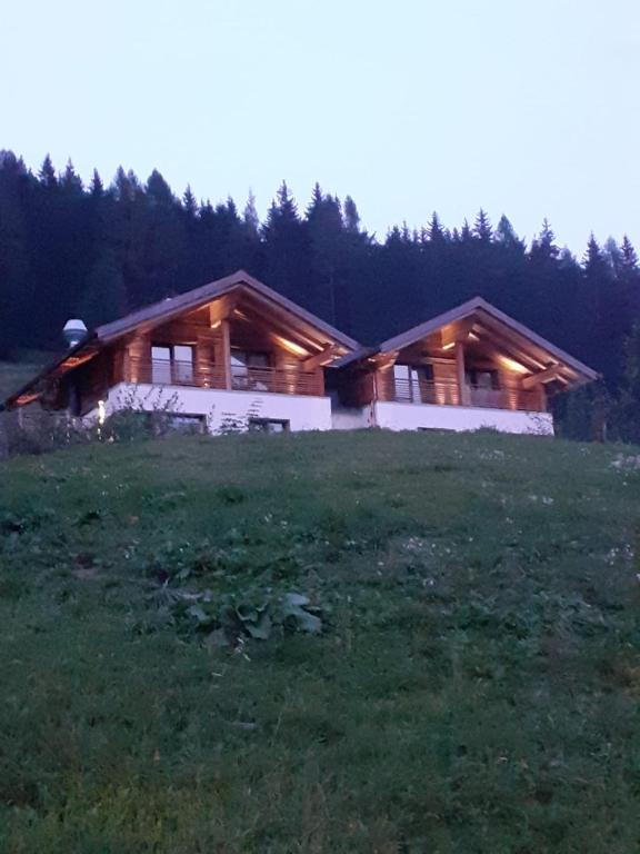 Clădirea în care este situat/ăB&B-ul