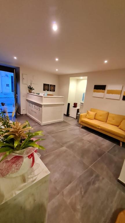 Posezení v ubytování LITHOS ROOMs