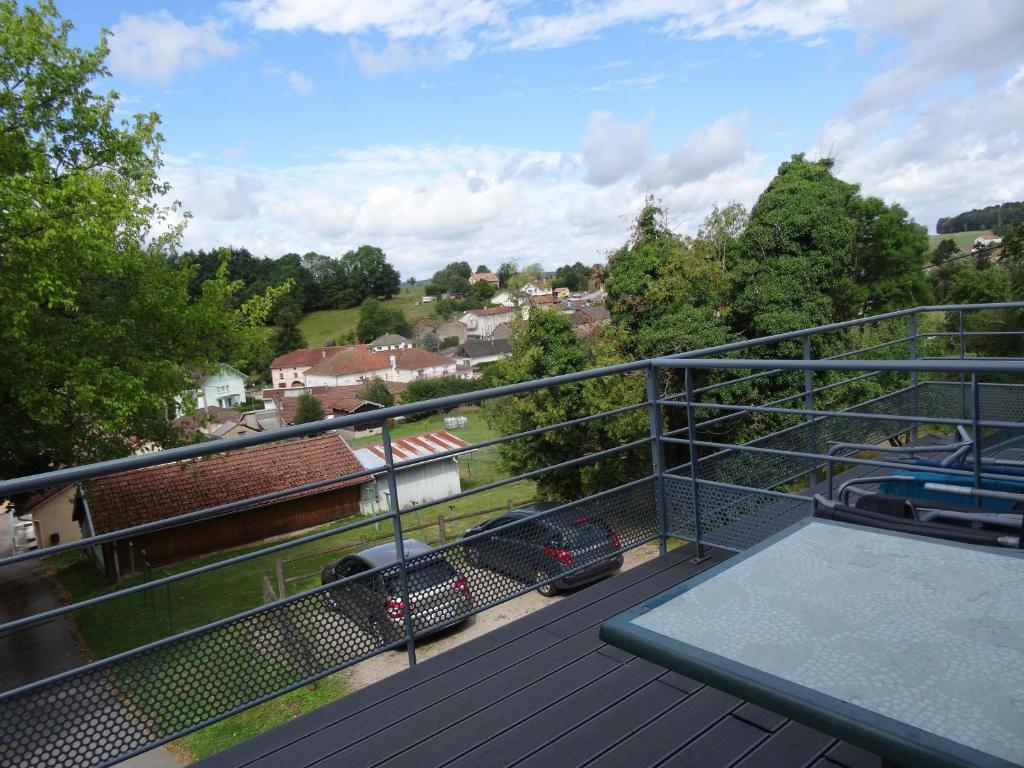 Le Panoramic - Apartment With Garden View