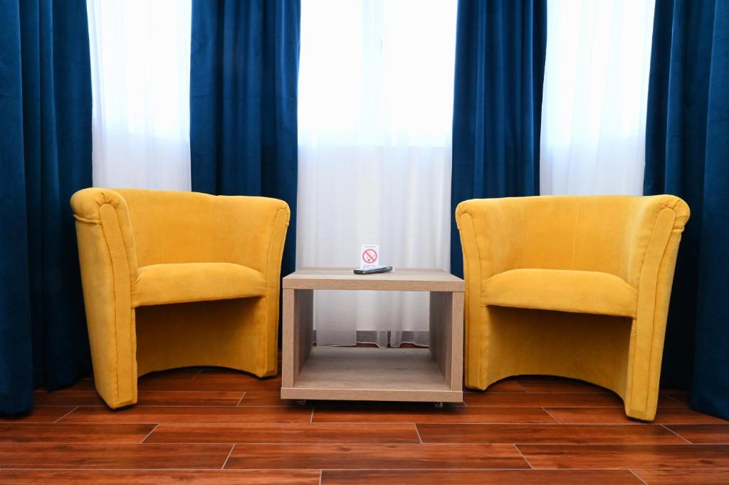 Dona, Altina - Resim 38