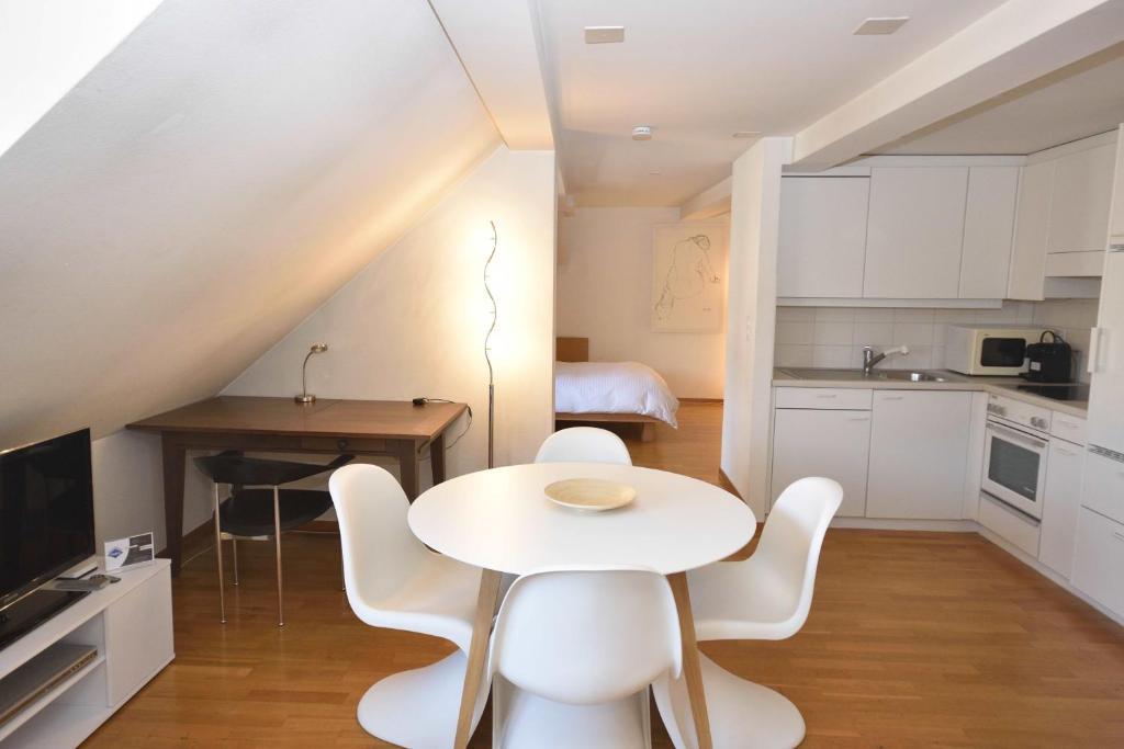 Η κουζίνα ή μικρή κουζίνα στο Beautiful studio in the old town - Symbol 2 4ST R