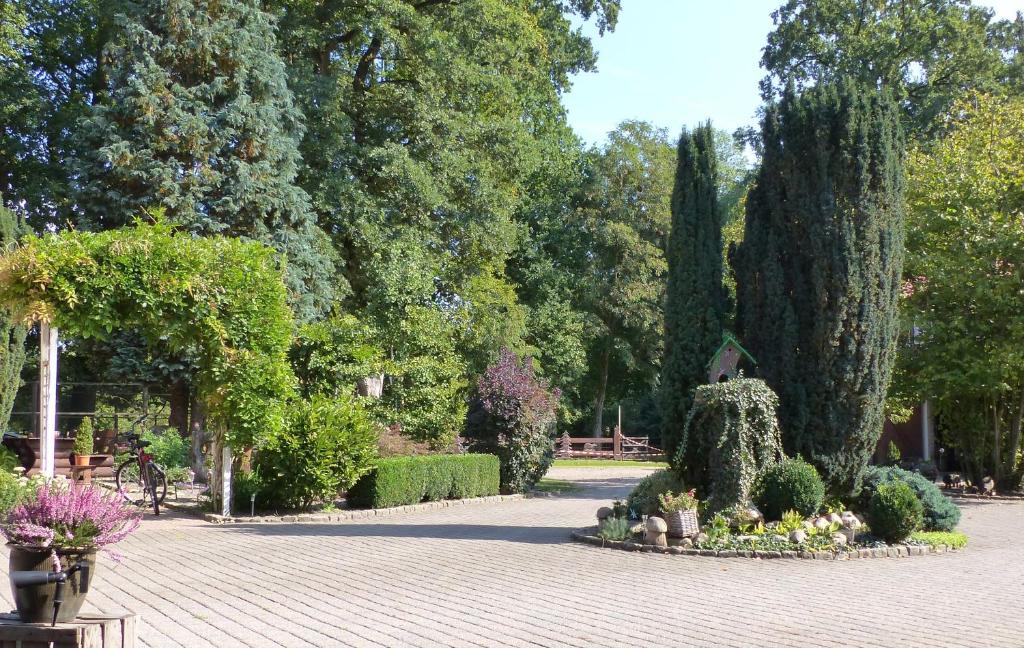 Zahrada ubytování Pension & Ferienhof Glüß