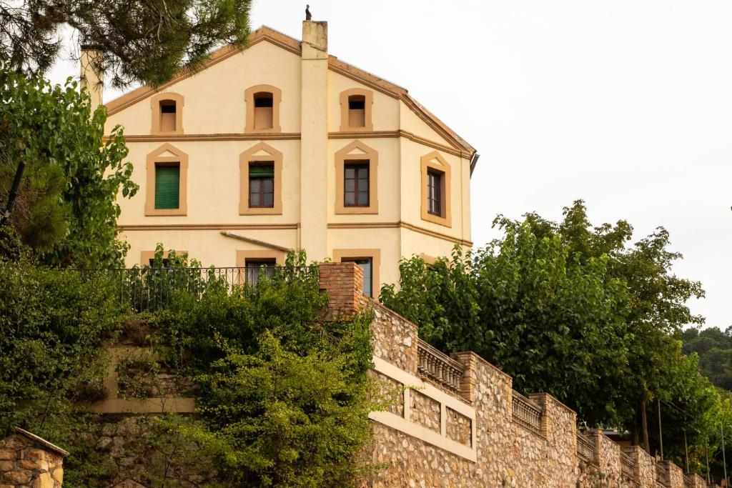 Hotel Rural y Apartamentos Villa Engracia, Espluga de ...