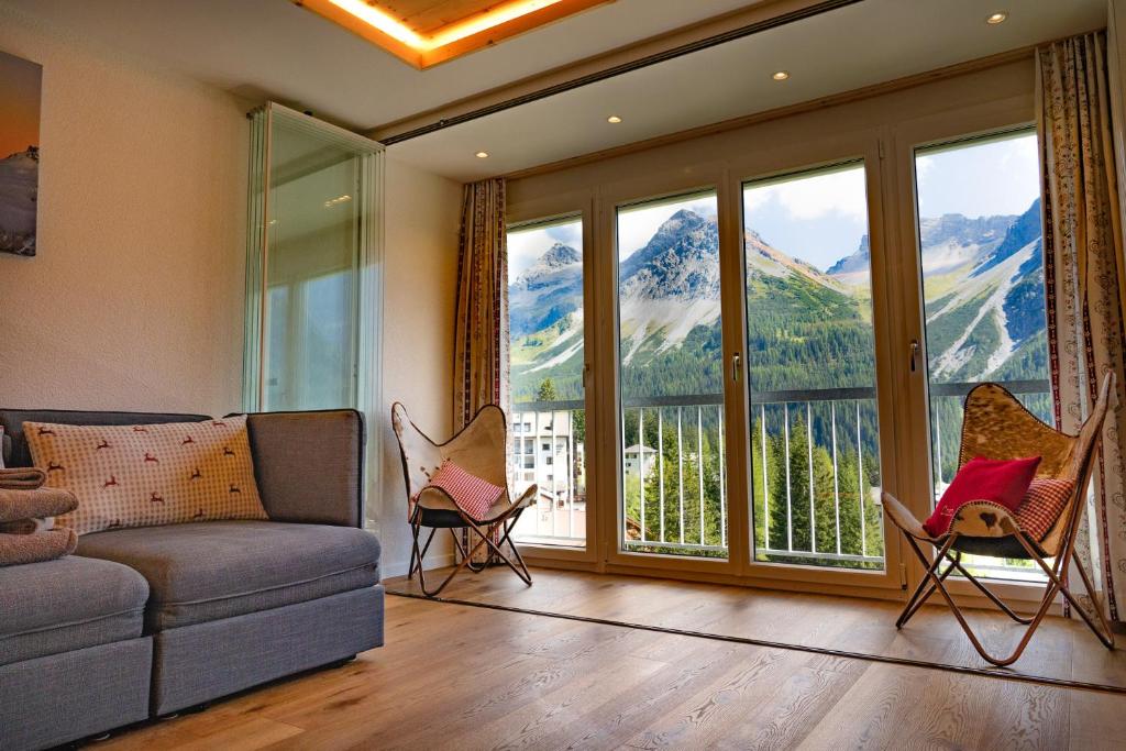 Nespecifikovaný výhled na hory nebo výhled na hory při pohledu z apartmánu