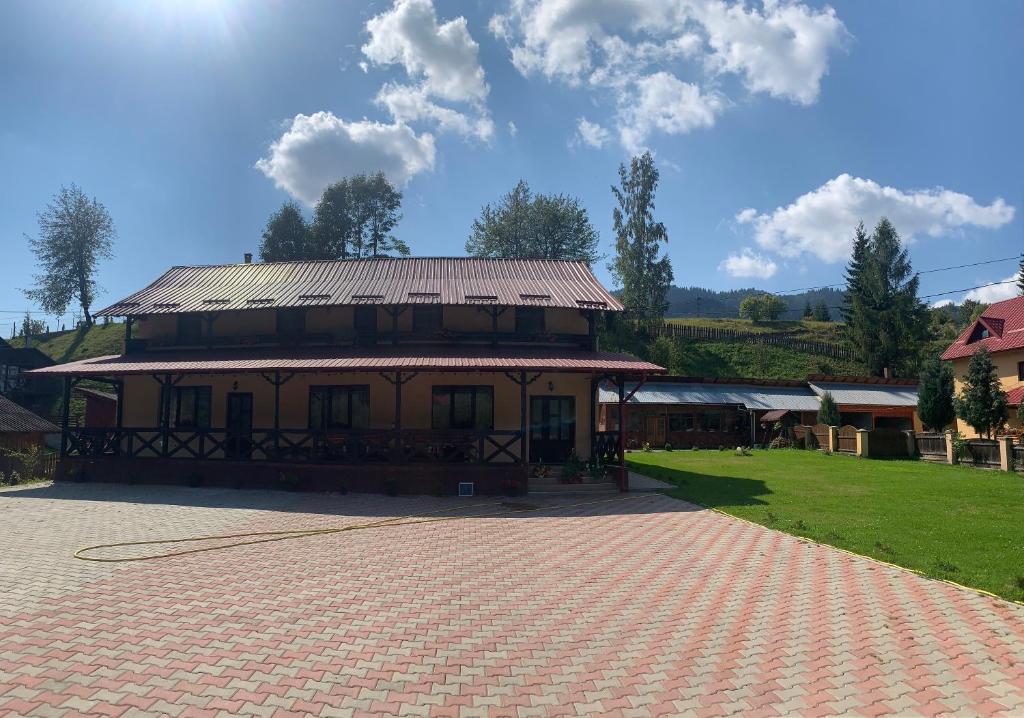 Casa Latiș