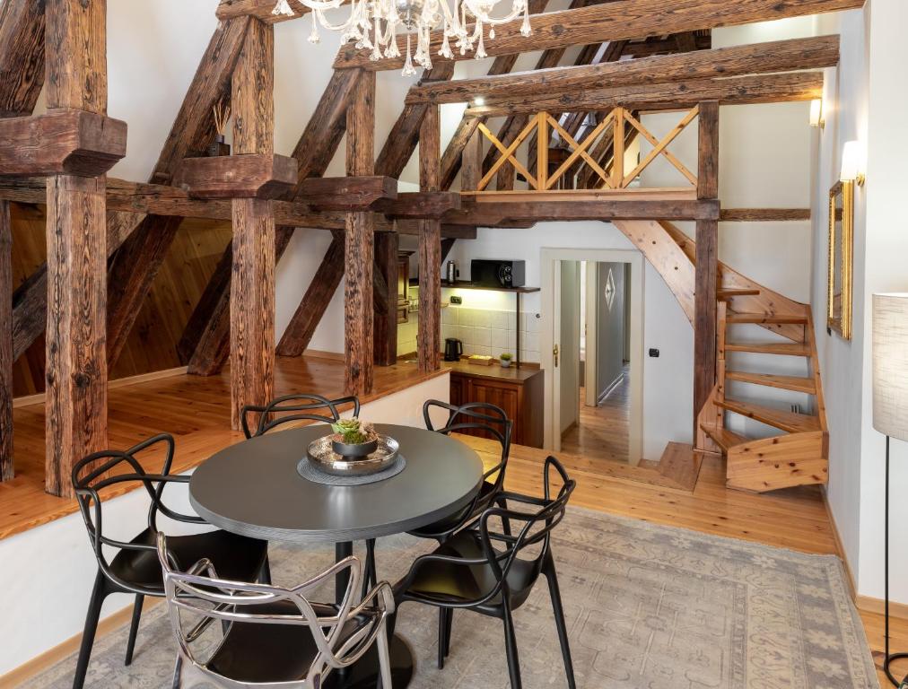 Fotografie z fotogalerie ubytování Chateau 9 Apartments by Adrez v Praze