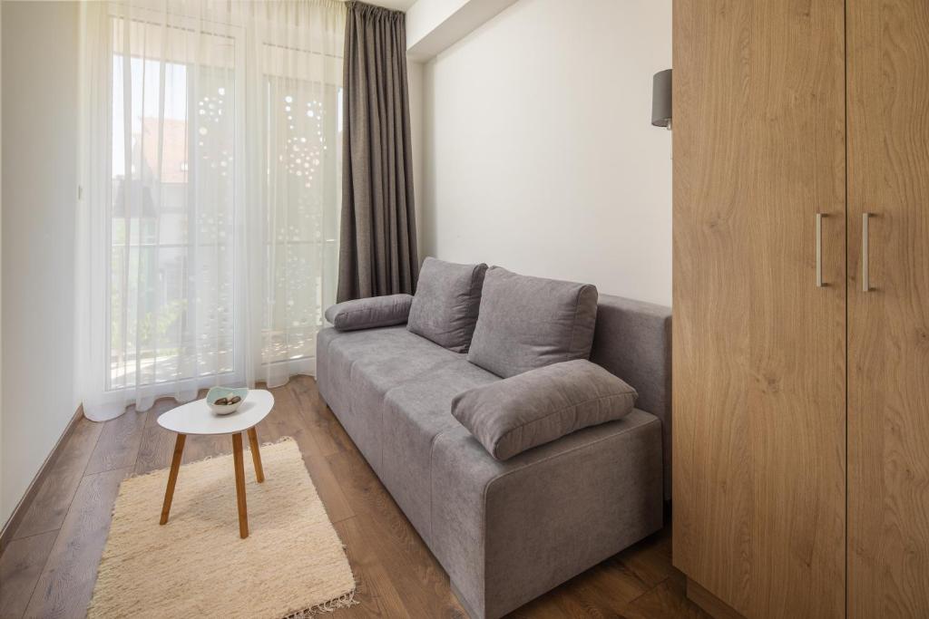 Posedenie v ubytovaní Hotel Carbona Spa Residence Apartmanok