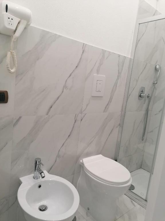Kúpeľňa v ubytovaní Residence Appartamenti Santa Teresa a Chiaia