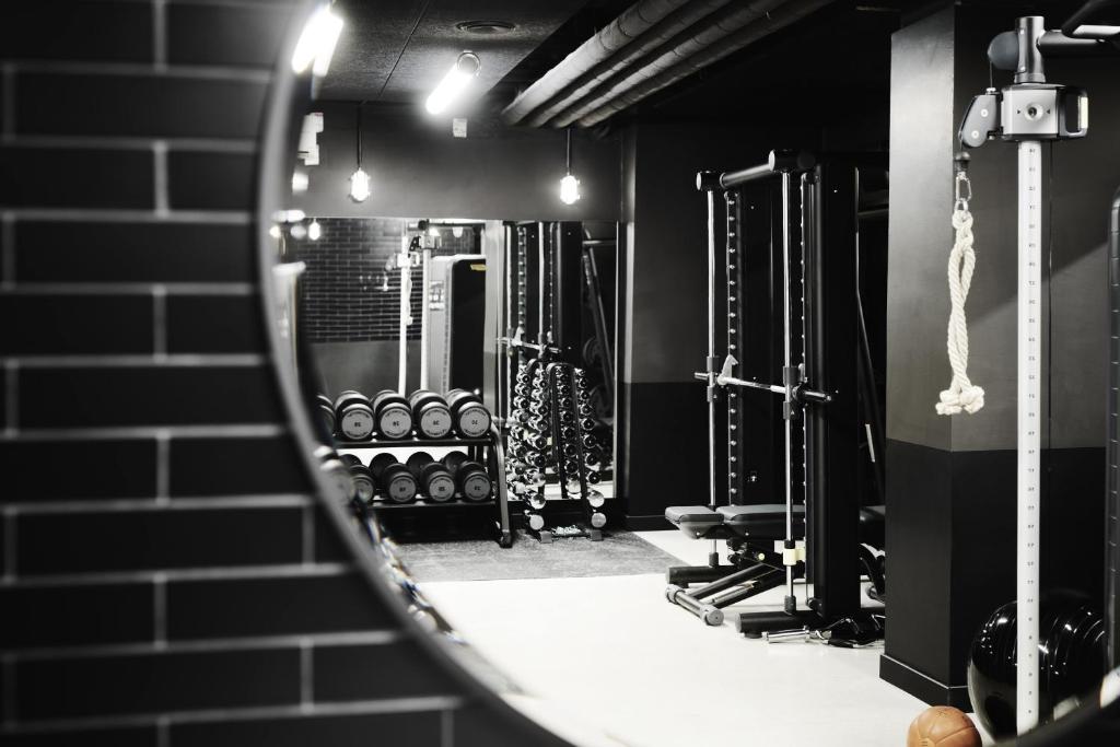 Fitness centrum a/nebo fitness zařízení v ubytování Hotel Gilbert