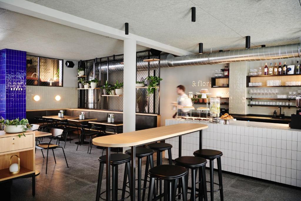 Hotel Gilbert - Resim 12