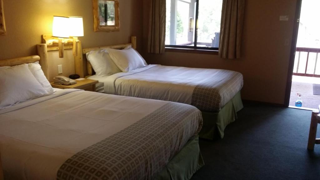 Wildwood Inn - Deluxe Queen Room Con Dos Camas Queen