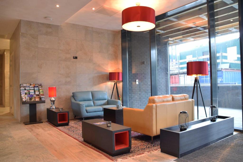Posezení v ubytování Bastion Hotel Nijmegen