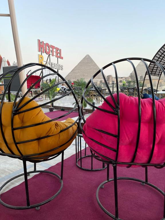 Area soggiorno di Regency Pyramids Hotel