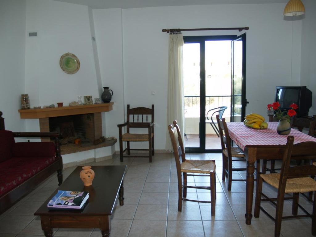 Posezení v ubytování Irida Apartments -EX BLAZIS HOUSE