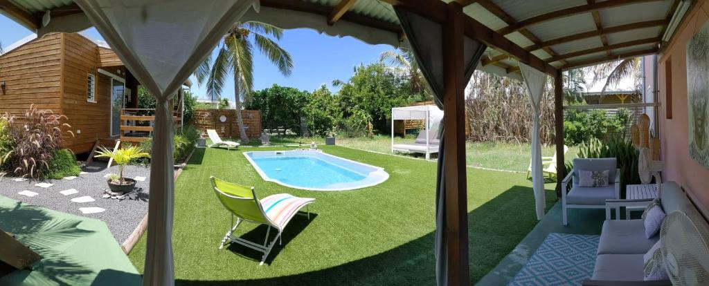 Zahrada ubytování Villa Rosa Karibella