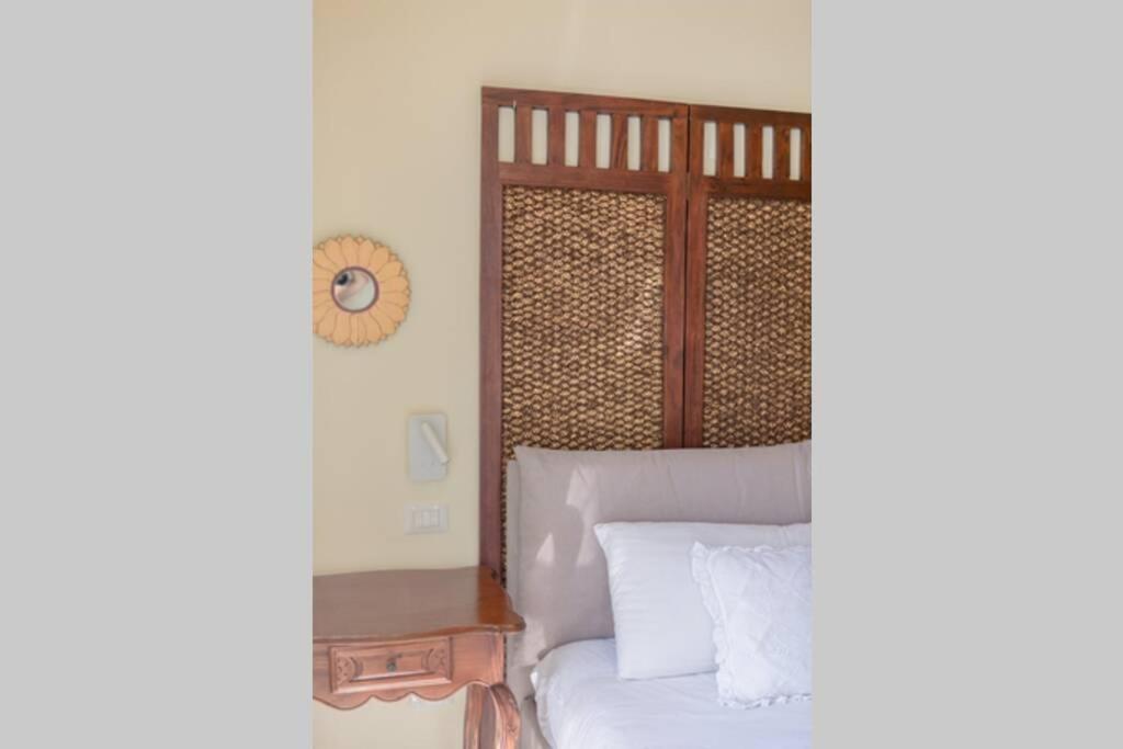 Posteľ alebo postele v izbe v ubytovaní RomAntica Suite with balcony near San Giovanni