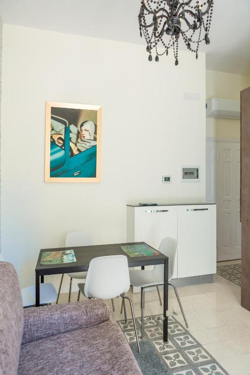 Część wypoczynkowa w obiekcie RomAntica Family Apartment near San Giovanni