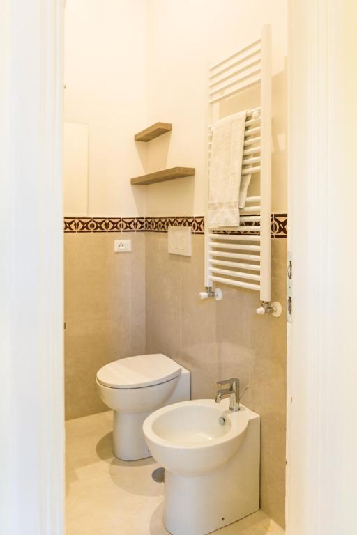 Łazienka w obiekcie RomAntica Family Apartment near San Giovanni