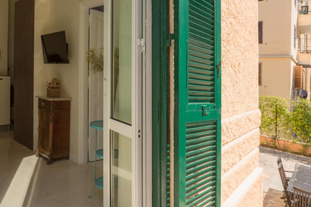 Zdjęcie z galerii obiektu RomAntica Family Apartment near San Giovanni w Rzymie