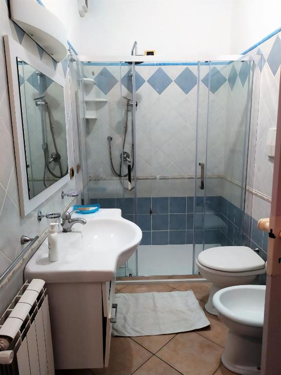 Koupelna v ubytování B&B Luna Blu