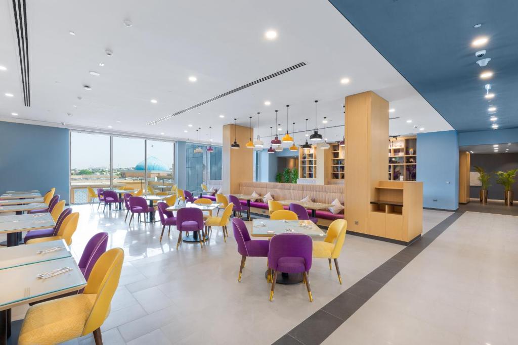 Premier Inn Dubai Ibn Battuta Mall - Resim 22