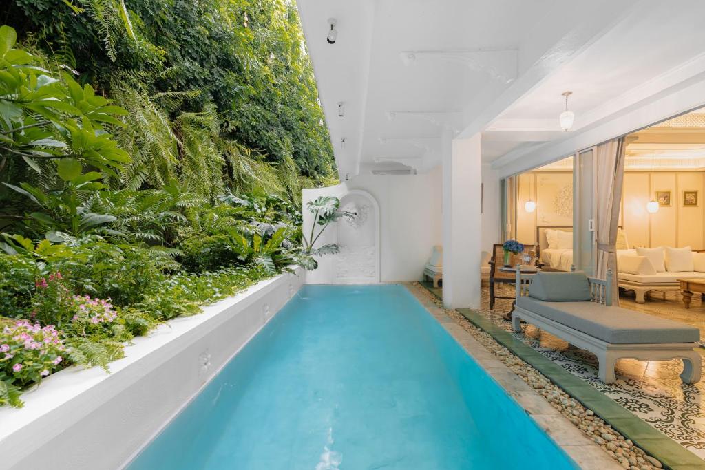 The Inside House - 3