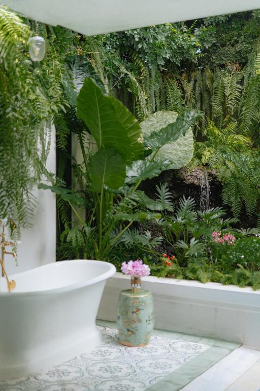 The Inside House - 5