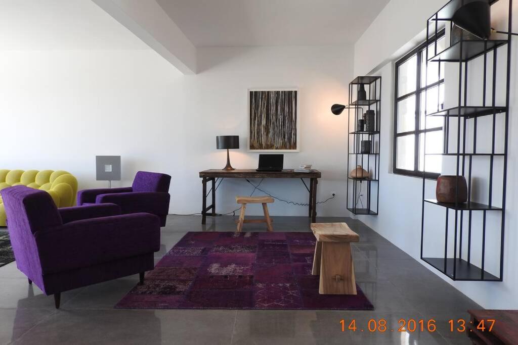 Posedenie v ubytovaní Central Athens Super View Loft